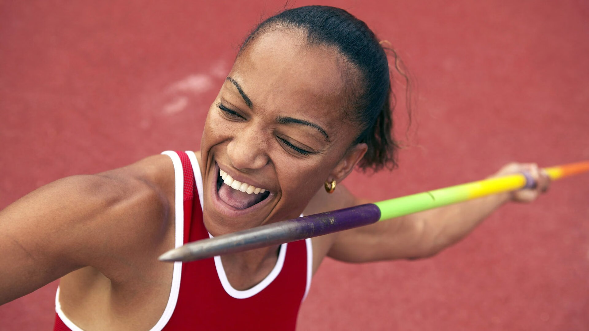 -科维托娃重返赛场，刷新纪录首场状态出色，勇士观众沸腾！赛场气氛高涨